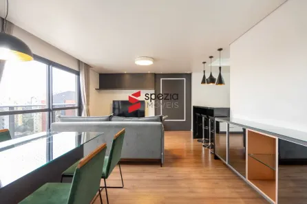 Apartamento com 2 Quartos à venda, 66m² no Centro, Curitiba