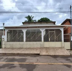 Casa com 3 Quartos à venda, 110m² no Vitória, Rio Branco
