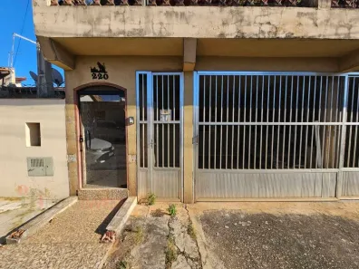 Casa com 2 Quartos para alugar, 107m² no Éden, Sorocaba