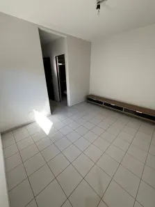 Casa com 3 Quartos à venda, 100m² no Vila Marumby, Maringá