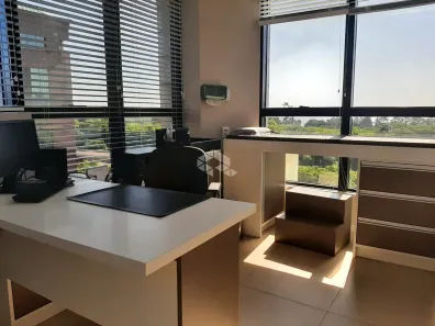 Sala Comercial à venda, 54m² no Menino Deus, Porto Alegre