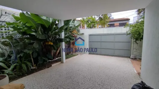 Casa com 3 Quartos para alugar, 270m² no Jardim Novo Mundo, São Paulo