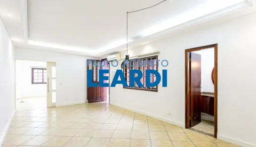 Casa com 3 Quartos à venda, 245m² no Vila Madalena, São Paulo