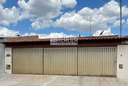 Casa com 3 Quartos à venda, 140m² no Jardim Copacabana, Uberaba