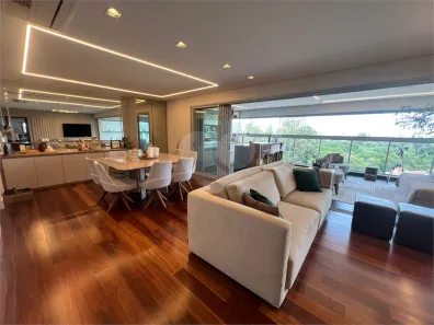Apartamento com 3 Quartos à venda, 155m² no Vila Sofia, São Paulo