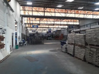 Galpão/Depósito/Armazém à venda, 1995m² no Vila Nogueira, Diadema