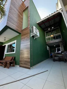 Casa com 2 Quartos à venda, 113m² no Lagoa, Macaé