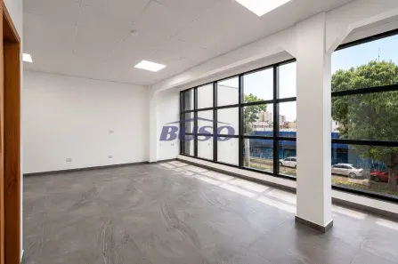 Sala Comercial para alugar, 43m² no Novo Mundo, Curitiba
