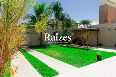 Casa com 3 Quartos à venda, 161m² no Jardim Inconfidência, Uberlândia