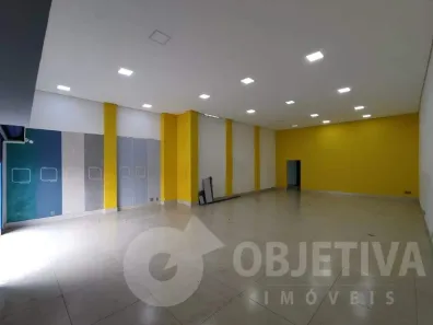 Ponto Comercial para alugar, 300m² no Nossa Senhora Aparecida, Uberlândia