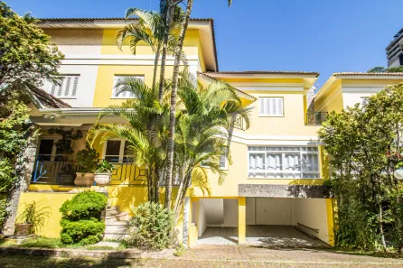 Casa de Condomínio com 4 Quartos para venda ou aluguel, 330m² no Santo Amaro, São Paulo