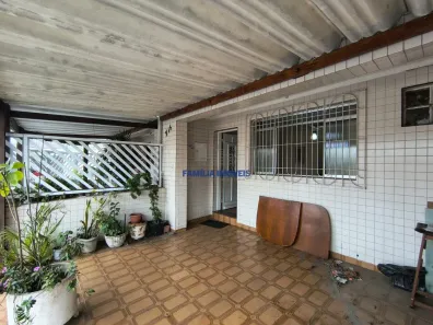 Sobrado com 2 Quartos à venda, 113m² no Vila Valença, São Vicente