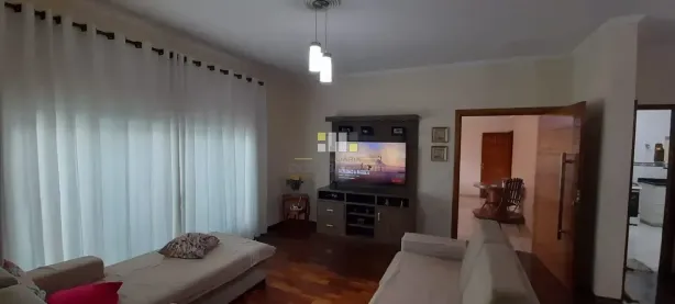 Casa com 3 Quartos à venda, 244m² no Parque João de Vasconcelos, Sumaré