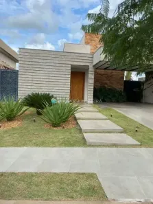 Casa com 3 Quartos à venda, 246m² no Centro Industrial Pascutti, São José do Rio Preto