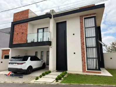 Sobrado com 3 Quartos à venda, 156m² no Santa Terezinha, Fazenda Rio Grande