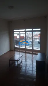 Casa com 2 Quartos para alugar, 100m² no Jardim das Flores, Osasco