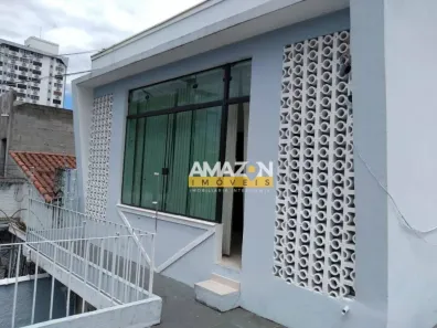 Imóvel Comercial com 3 Quartos à venda, 200m² no Chácara Olaria, Taubaté