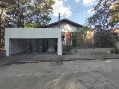 Casa com 2 Quartos para alugar, 208m² no Parque Continental, São Paulo