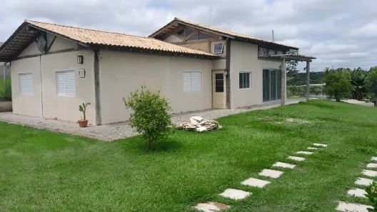Fazenda/Sítio com 3 Quartos à venda, 150m² no Camapuã, Sarapuí