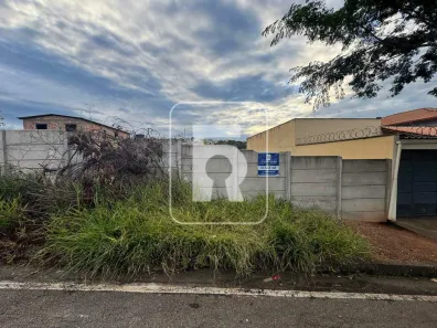Lote/Terreno à venda, 220m² no Santa Clara, Conselheiro Lafaiete