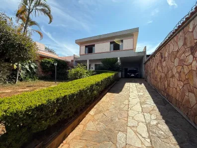 Casa com 4 Quartos à venda, 267m² no Caiçaras, Belo Horizonte