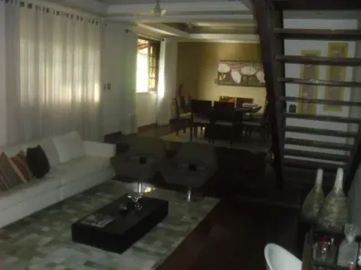 Casa com 3 Quartos à venda, 271m² no São Marcos, Belo Horizonte