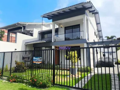 Casa com 7 Quartos à venda, 395m² no Camboinhas, Niterói