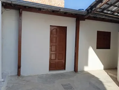 Casa com 2 Quartos para alugar, 45m² no Santa Cruz, Belo Horizonte