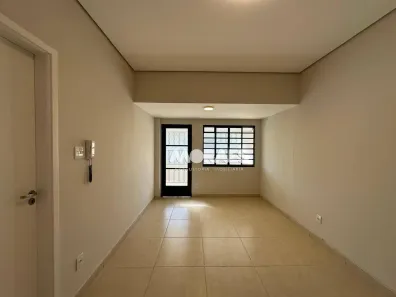 Casa com 2 Quartos para alugar, 80m² no Centro, Bauru