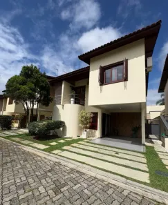 Casa de Condomínio com 3 Quartos à venda, 200m² no Vila Oliveira, Mogi das Cruzes