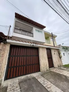Casa com 3 Quartos à venda, 180m² no Piratininga, Niterói