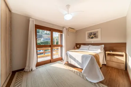 Casa de Condomínio com 3 Quartos à venda, 141m² no Nonoai, Porto Alegre