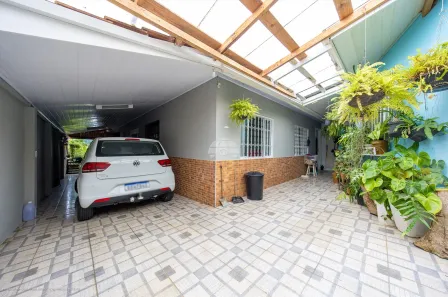 Casa com 6 Quartos à venda, 242m² no Vila Gilcy, Campo Largo