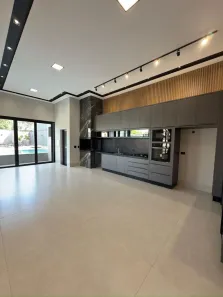 Casa com 3 Quartos à venda, 390m² no Jardim Paris III, Maringá