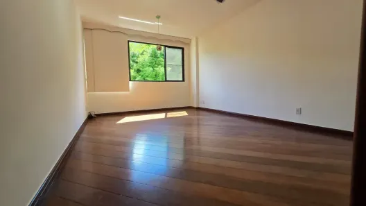 Apartamento com 2 Quartos à venda, 80m² no Centro, Nova Friburgo