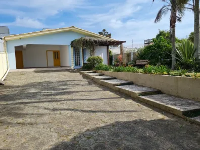 Casa com 3 Quartos à venda, 167m² no Morro das Pedras, Florianópolis
