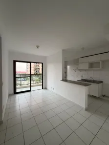 Apartamento com 2 Quartos para alugar, 65m² no Calhau, São Luís