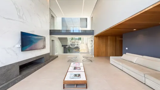 Casa de Condomínio com 4 Quartos à venda, 425m² no São João, Curitiba