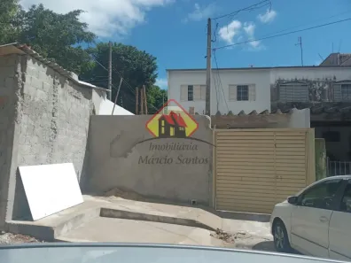 Sobrado com 3 Quartos à venda, 140m² no Vila Iapi, Taubaté