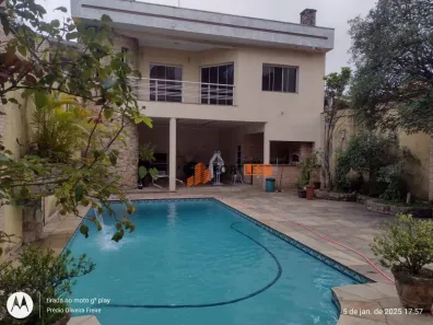 Sobrado com 4 Quartos à venda, 550m² no Vila Carrão, São Paulo
