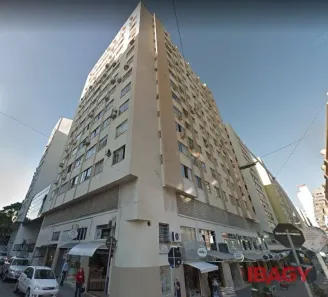 Apartamento com 2 Quartos para alugar, 75m² no Centro, Florianópolis