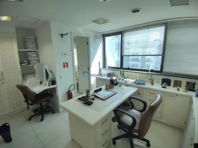 Sala Comercial à venda, 50m² no Moema, São Paulo