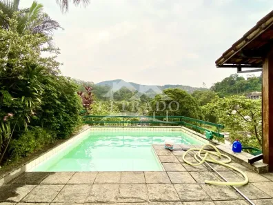 Casa com 3 Quartos à venda, 280m² no Castelanea, Petrópolis