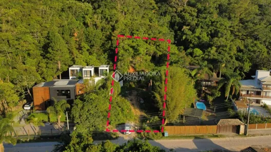 Lote/Terreno à venda, 691m² no Ibiraquera, Imbituba