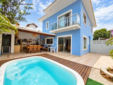 Casa de Condomínio com 4 Quartos à venda, 170m² no Granja dos Cavaleiros, Macaé