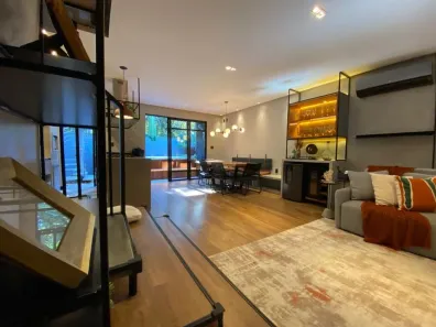 Sobrado com 3 Quartos à venda, 170m² no Cabeçudas, Itajaí