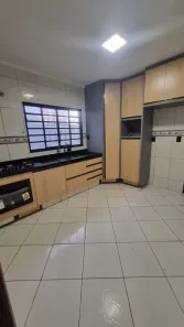 Casa com 3 Quartos para alugar, 110m² no Jardim América, Indaiatuba