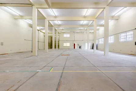 Galpão/Depósito/Armazém para alugar, 1297m² no Navegantes, Porto Alegre
