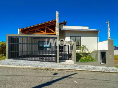 Casa com 3 Quartos à venda, 197m² no Estrada Nova, Jaraguá do Sul