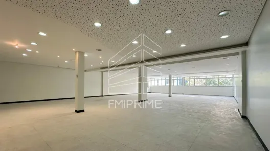 Prédio Residencial para alugar, 1000m² no Lapa, São Paulo